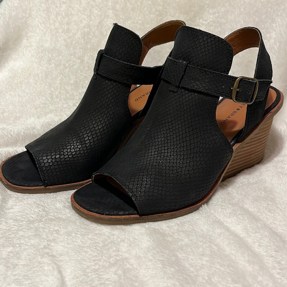 Lucky Brand Peep Toe Heels